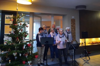 Unterhaltungsgruppe des Kirchenchors Neudorf zu Besuch