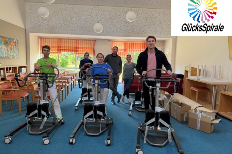 Personen testen Aufrichtlifter