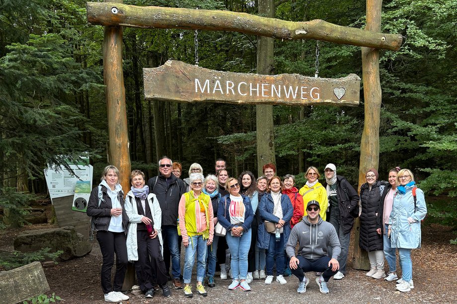 Mitarbeidende des AWO Seniorenzentrum beim Betriebsausflug zum Baumwipfelpfad